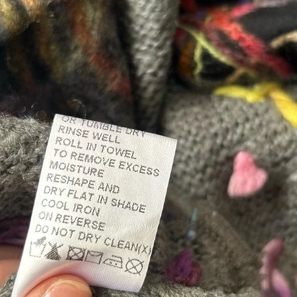 Vintage Women's Y2K Papillon Long Cardigan Jacket - Picture 13 of 13